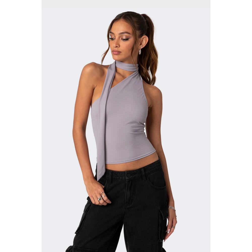 Edikted Melony Asymmetric Scarf Top